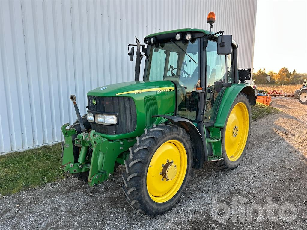 John Deere 6320 (2004) - جرار: صور 1 John Deere 6320 (2004) - جرار: صور 1