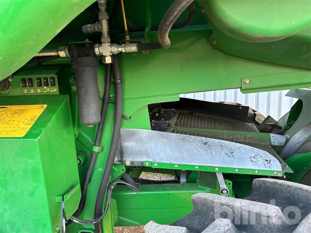 حصادة شاملة John Deere T 560 HM (2010): صور 20