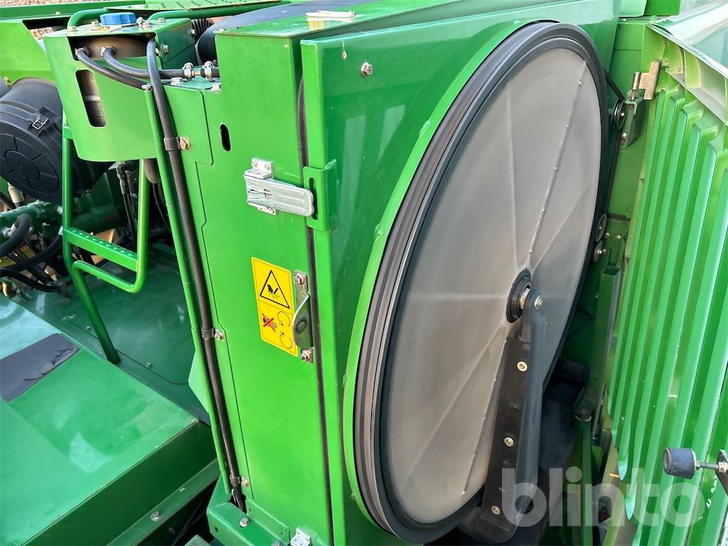 حصادة شاملة John Deere T 560 HM (2010): صور 44