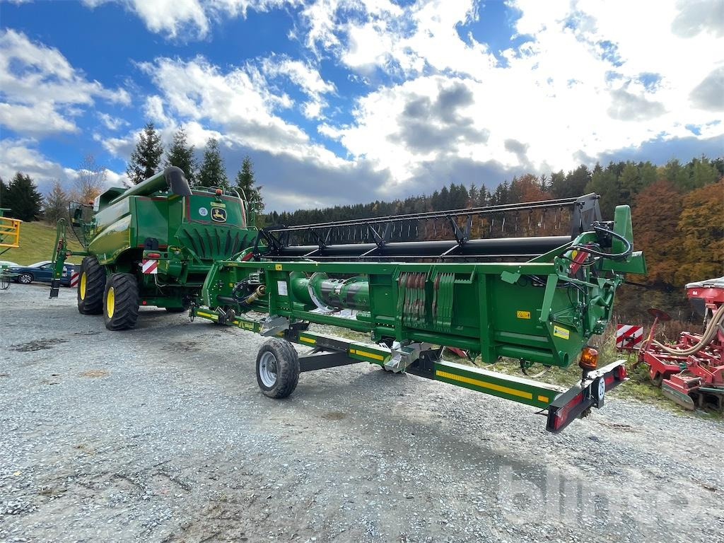 John Deere WT56 T550HM mit 620R (2022) - حصادة شاملة: صور 4 John Deere WT56 T550HM mit 620R (2022) - حصادة شاملة: صور 4