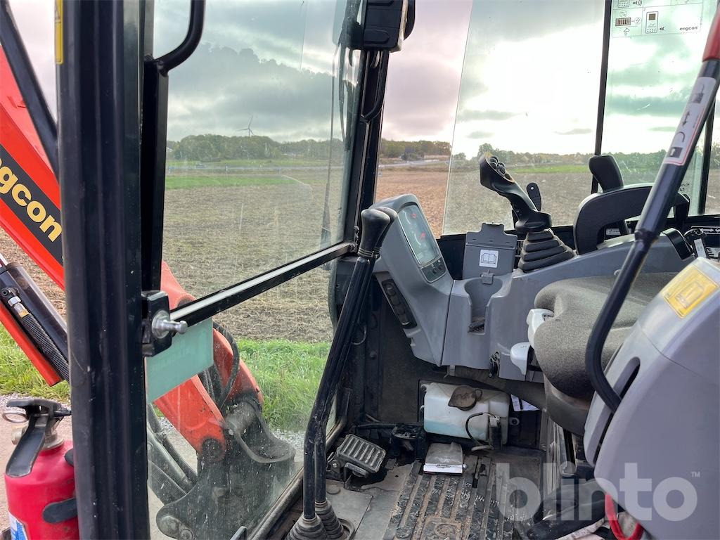 حفارة مصغرة Kubota U27-4 minigrävare: صور 45 حفارة مصغرة Kubota U27-4 minigrävare: صور 45