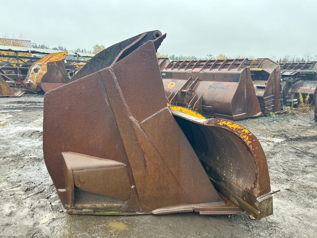 Lastarskopa Gjerstads 988F samt plogblad - بكت شيول: صور 4 Lastarskopa Gjerstads 988F samt plogblad - بكت شيول: صور 4