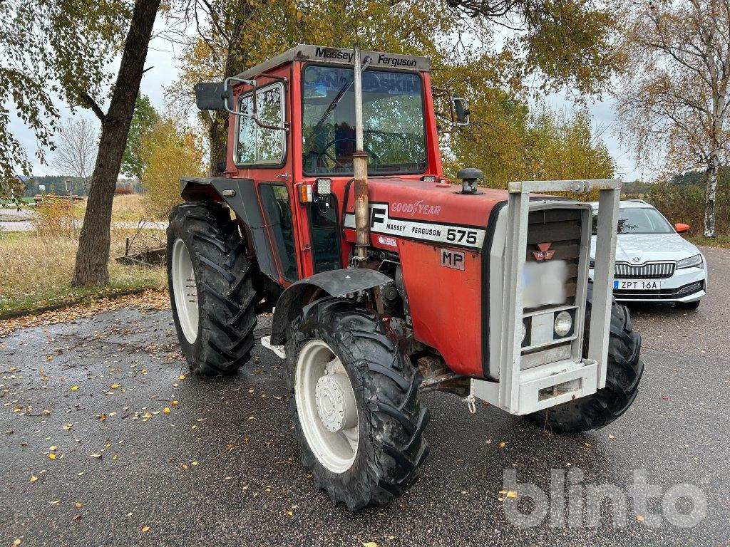 MASSEY-FERGUSON 575 4WD - جرار: صور 3 MASSEY-FERGUSON 575 4WD - جرار: صور 3