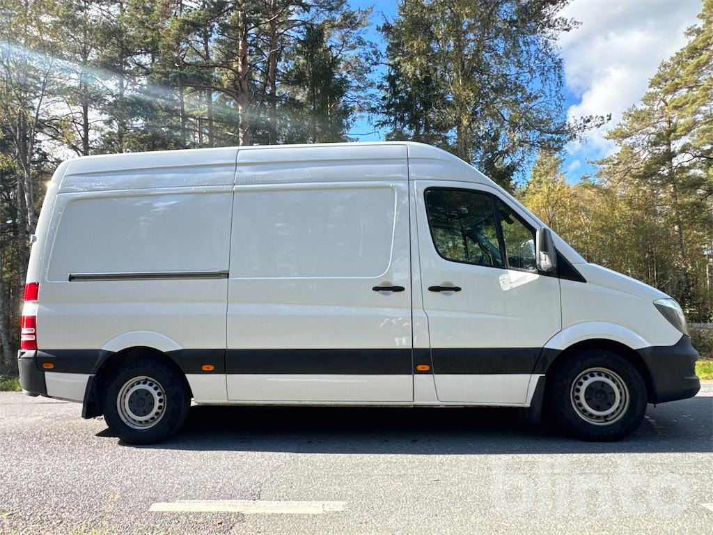 MB Sprinter 316 - الشاحنات الصغيرة: صور 4 MB Sprinter 316 - الشاحنات الصغيرة: صور 4