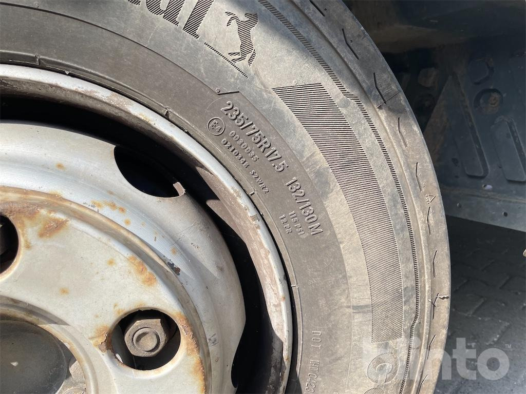 قلابات Mercedes Benz Atego (2008): صور 20