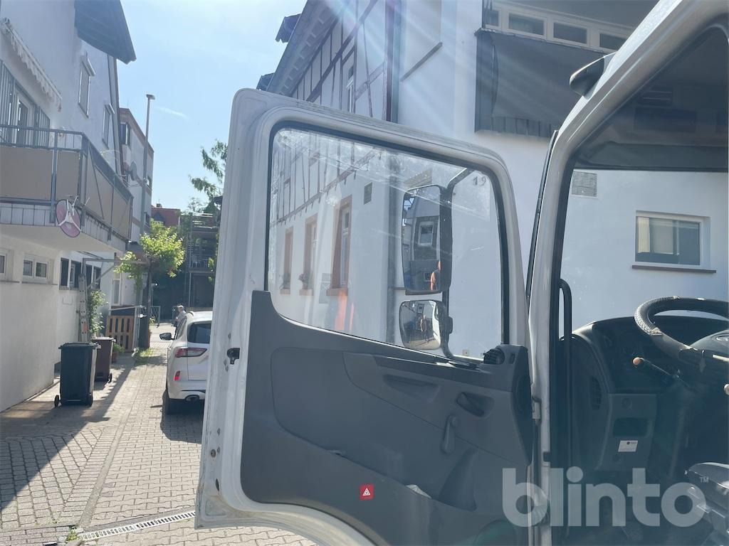 قلابات Mercedes Benz Atego (2008): صور 36