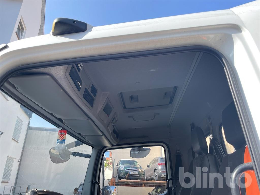 قلابات Mercedes Benz Atego (2008): صور 38