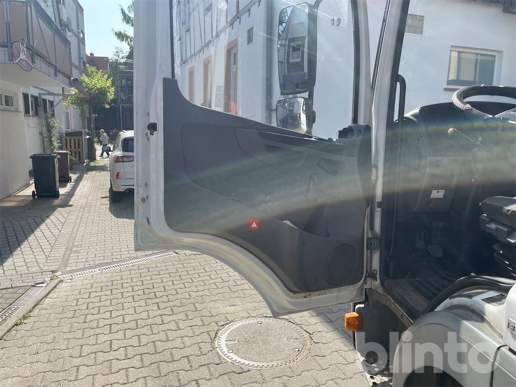 قلابات Mercedes Benz Atego (2008): صور 37