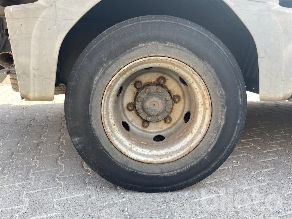 قلابات Mercedes Benz Atego (2008): صور 25