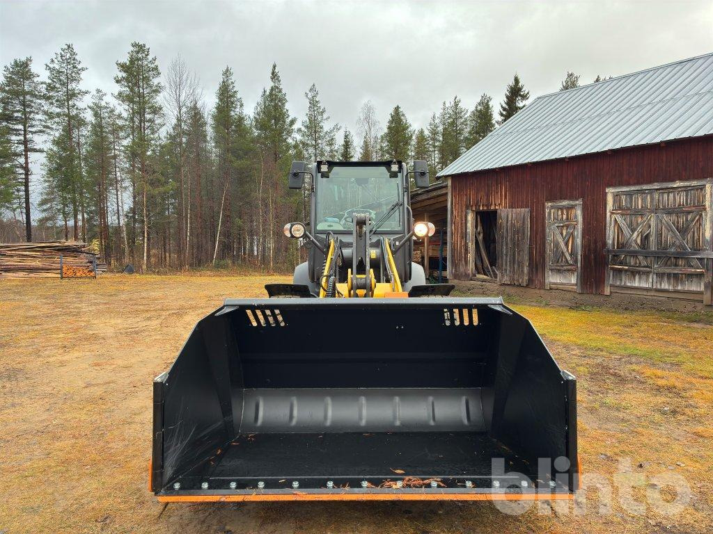 New Holland W80 C - اللودر بعجل: صور 2 New Holland W80 C - اللودر بعجل: صور 2