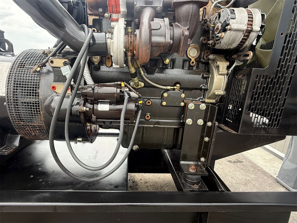 Perkins 80 kVA - مجموعة المولدات: صور 5 Perkins 80 kVA - مجموعة المولدات: صور 5