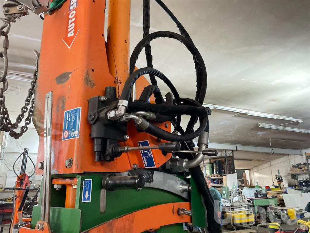 آلة تقطيع الخشب Posch Hydo Combi 24 (2012): صور 49 آلة تقطيع الخشب Posch Hydo Combi 24 (2012): صور 49