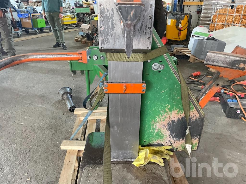 آلة تقطيع الخشب Posch Hydo Combi 24 (2012): صور 43 آلة تقطيع الخشب Posch Hydo Combi 24 (2012): صور 43