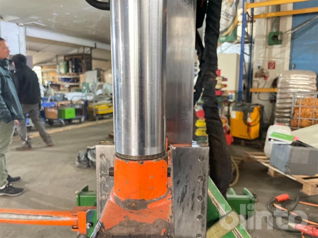 آلة تقطيع الخشب Posch Hydo Combi 24 (2012): صور 24 آلة تقطيع الخشب Posch Hydo Combi 24 (2012): صور 24