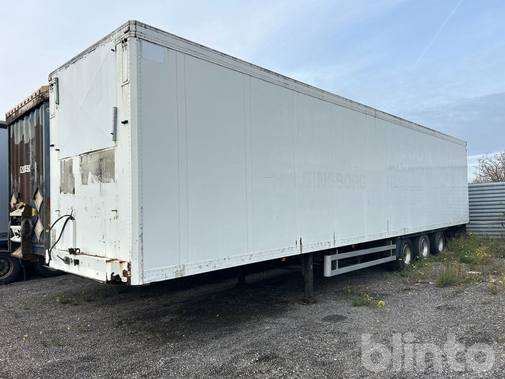 SCHMITZ SKO 24 - متساوي مقطورة: صور 1 SCHMITZ SKO 24 - متساوي مقطورة: صور 1