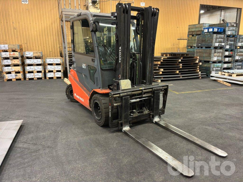 Toyota 8FBMT50 - رافعة شوكية كهربائية: صور 3 Toyota 8FBMT50 - رافعة شوكية كهربائية: صور 3