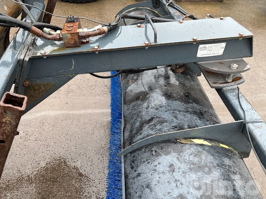 UFO 3,5 Meter - مكنسة: صور 5 UFO 3,5 Meter - مكنسة: صور 5