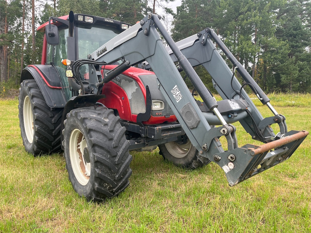 VALTRA N121 Advanced - جرار: صور 4 VALTRA N121 Advanced - جرار: صور 4