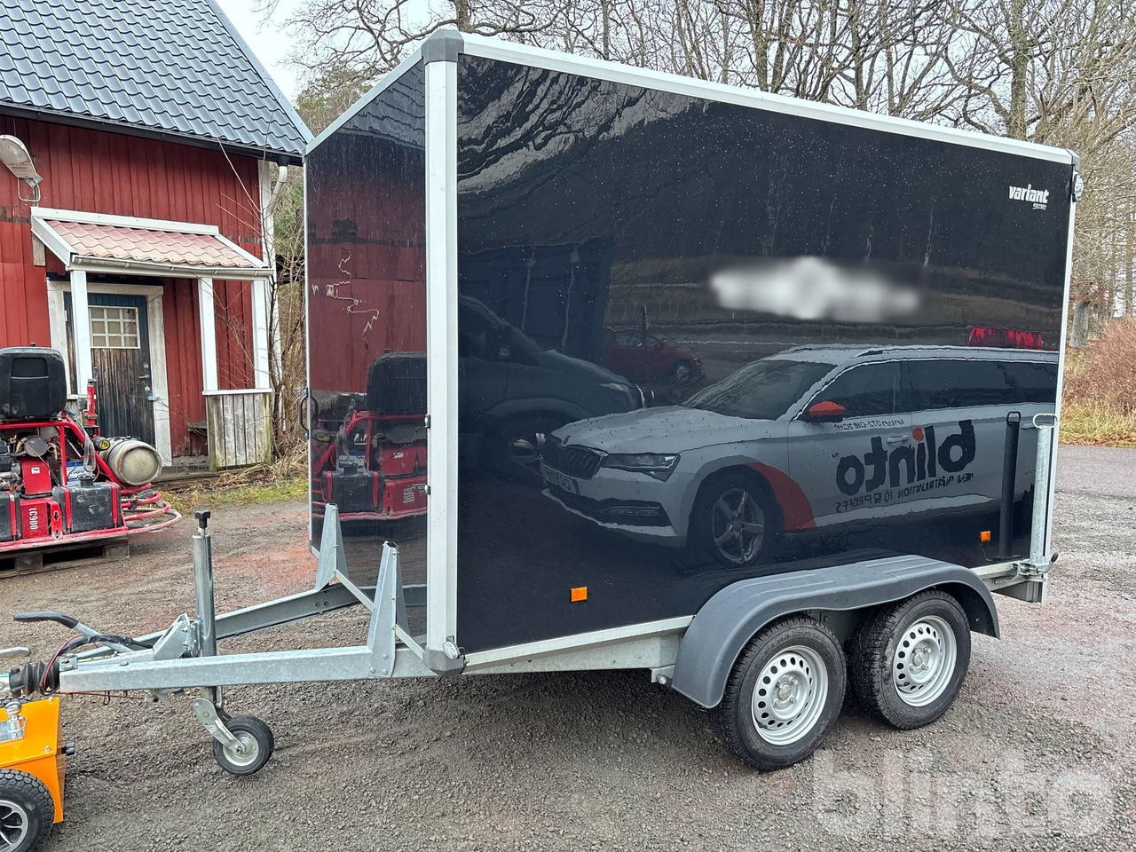 VARIANT - بصندوق مغلق مقطورة: صور 5 VARIANT - بصندوق مغلق مقطورة: صور 5