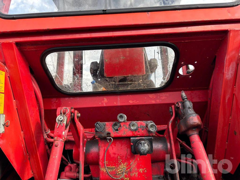 جرار VOLVO BM 2650: صور 47