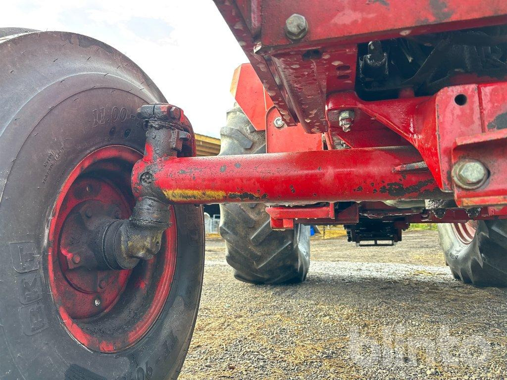 جرار VOLVO BM 2650: صور 25