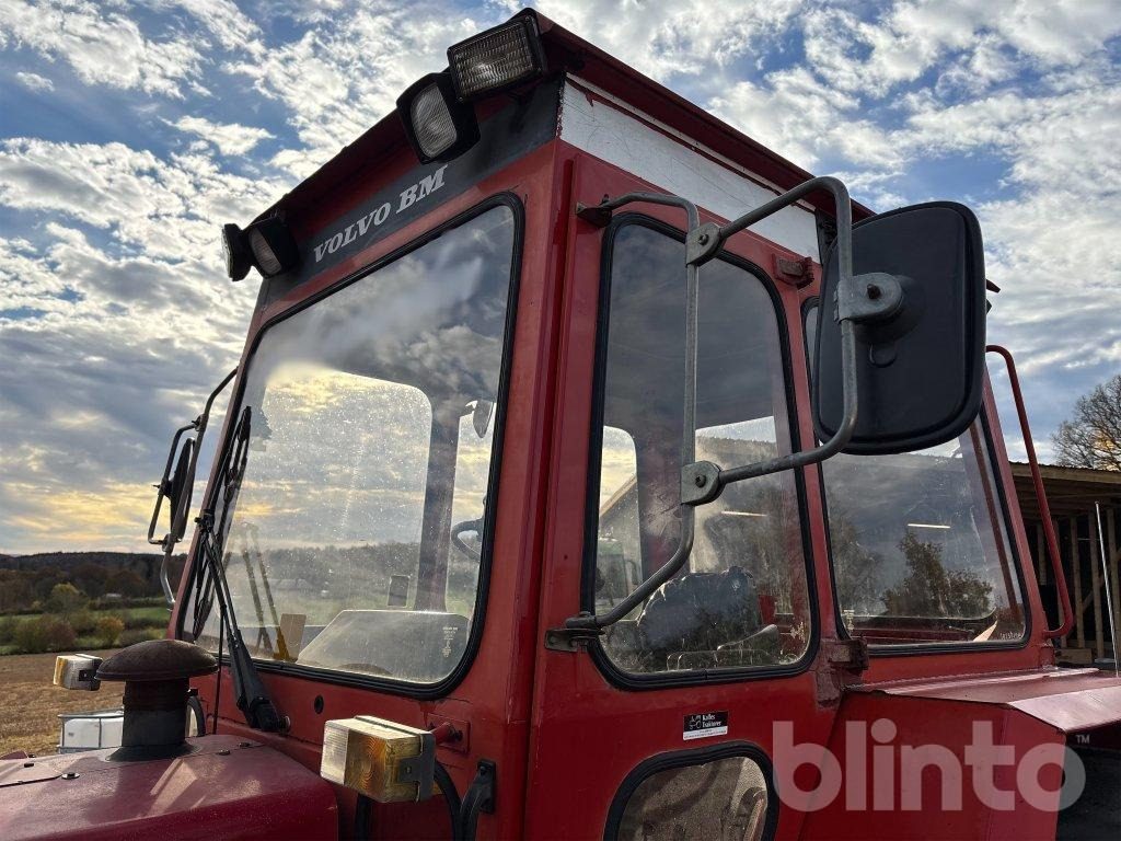 جرار VOLVO BM 2650: صور 8