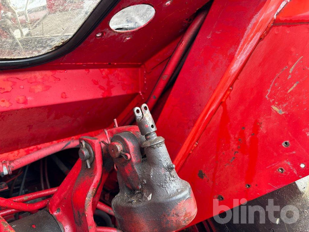 جرار VOLVO BM 2650: صور 48