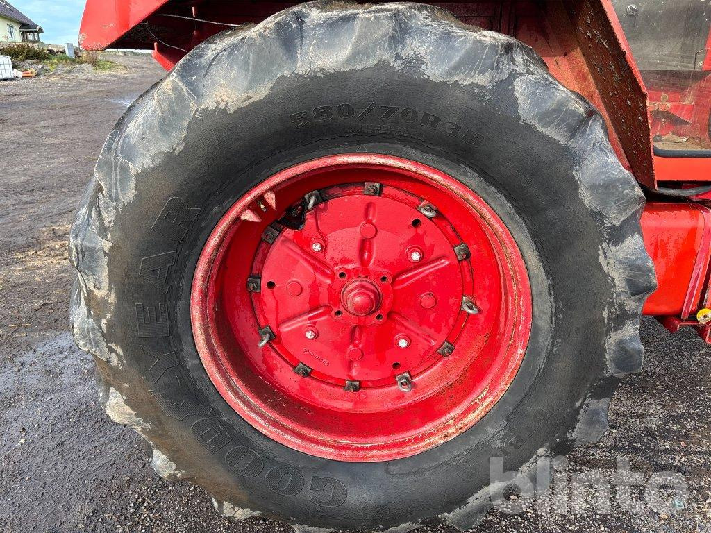 جرار VOLVO BM 2650: صور 41