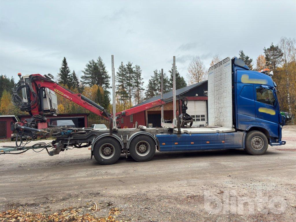 VOLVO FH 64R - شاحنة قطع الأشجار, شاحنة كرين: صور 5 VOLVO FH 64R - شاحنة قطع الأشجار, شاحنة كرين: صور 5