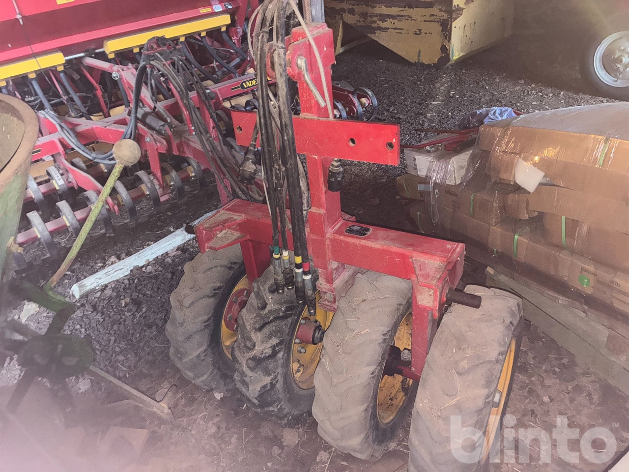 Väderstad Rapid 300C CB - معدات بذار: صور 3 Väderstad Rapid 300C CB - معدات بذار: صور 3