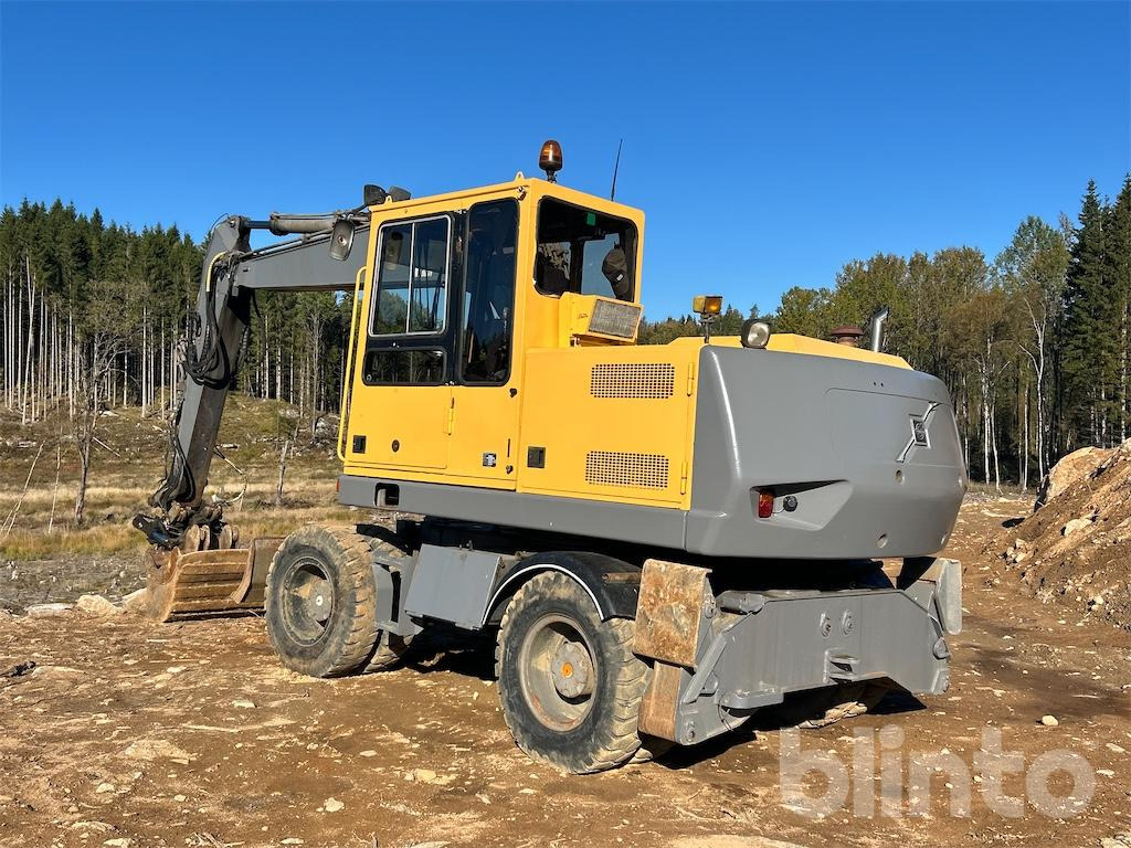 Volvo EW150C - حفارة على عجلات: صور 4 Volvo EW150C - حفارة على عجلات: صور 4