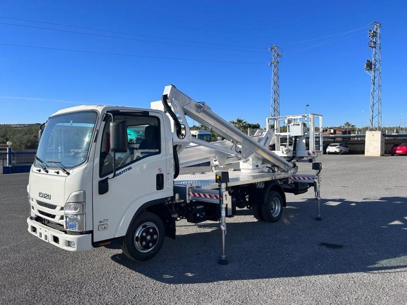Isuzu HX200 - مصاعد الازدهار محمولة على شاحنة: صور 3 Isuzu HX200 - مصاعد الازدهار محمولة على شاحنة: صور 3