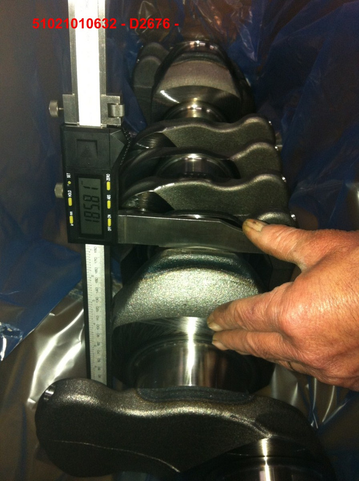 ALBERO MOTORE MAN D2066 - D2676 - العمود المرفقي: صور 3 ALBERO MOTORE MAN D2066 - D2676 - العمود المرفقي: صور 3