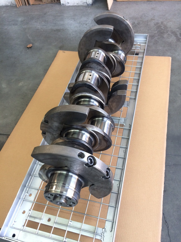 ALBERO MOTORE MAN D2842 - V12 - العمود المرفقي: صور 2 ALBERO MOTORE MAN D2842 - V12 - العمود المرفقي: صور 2