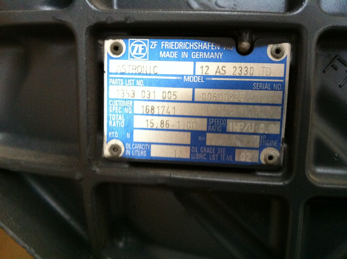 CAMBIO ZF ASTRONIC 12AS2330TD - علبة التروس: صور 2 CAMBIO ZF ASTRONIC 12AS2330TD - علبة التروس: صور 2