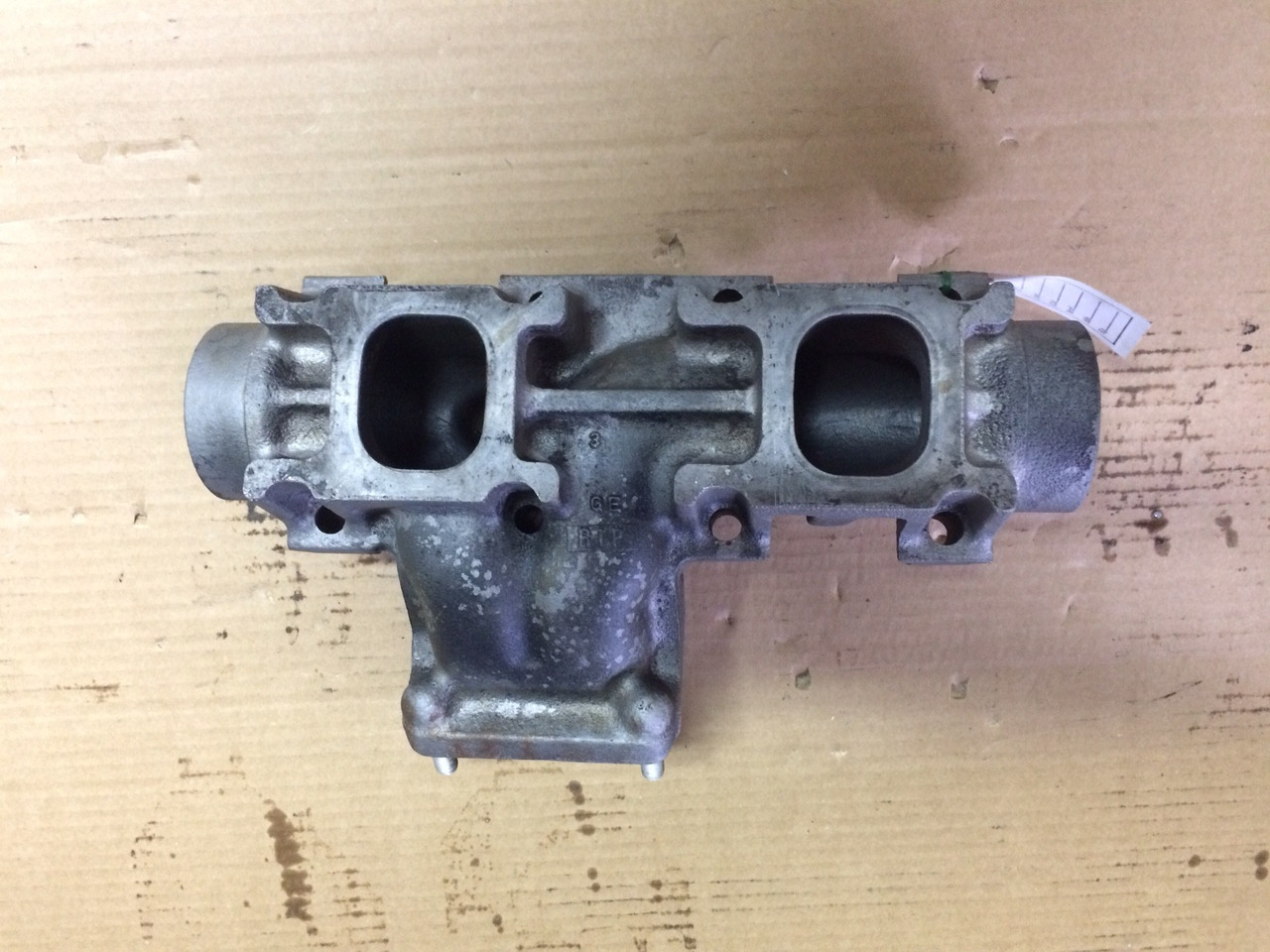 COLLETTORE CENTRALE DI SCARICO MAN 51081010964 - مشعب العادم: صور 3 COLLETTORE CENTRALE DI SCARICO MAN 51081010964 - مشعب العادم: صور 3