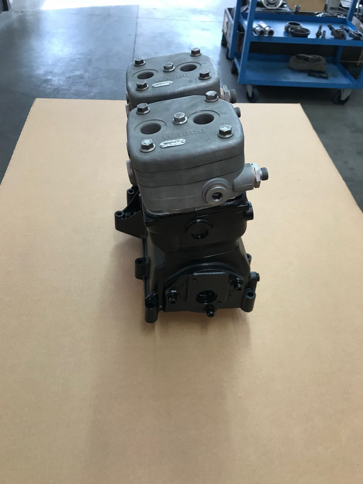 COMPRESSORE ARIA BICILINDRICO RAFFREDDATO AD ACQUA - MAN 51541007190 - ضاغط الهواء: صور 5 COMPRESSORE ARIA BICILINDRICO RAFFREDDATO AD ACQUA - MAN 51541007190 - ضاغط الهواء: صور 5