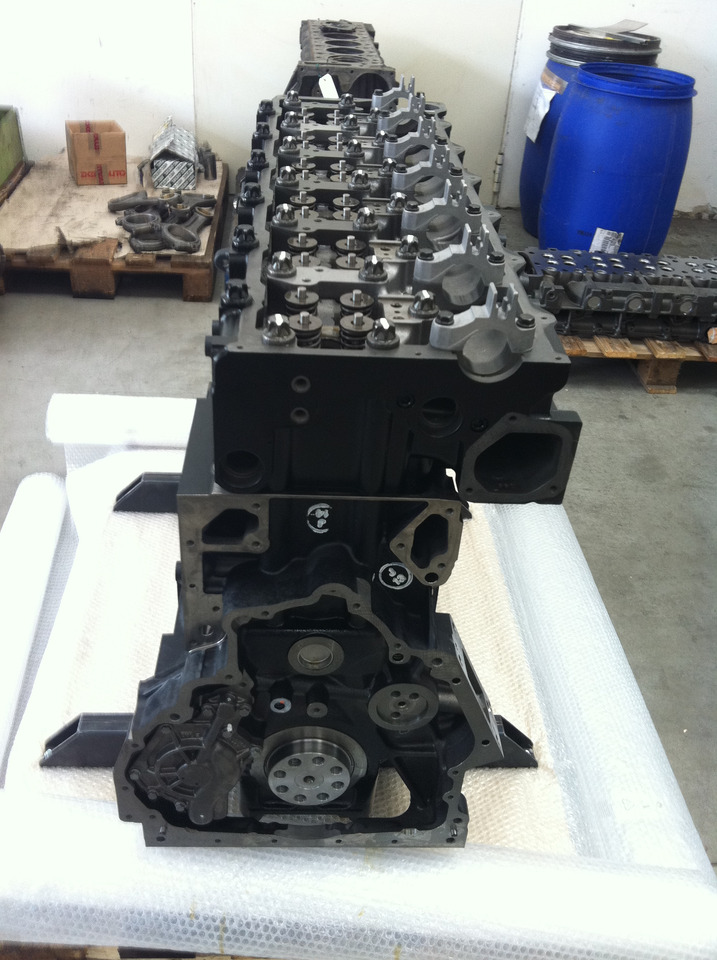MOTORE MAN D2066LOH28 - المحرك: صور 2 MOTORE MAN D2066LOH28 - المحرك: صور 2