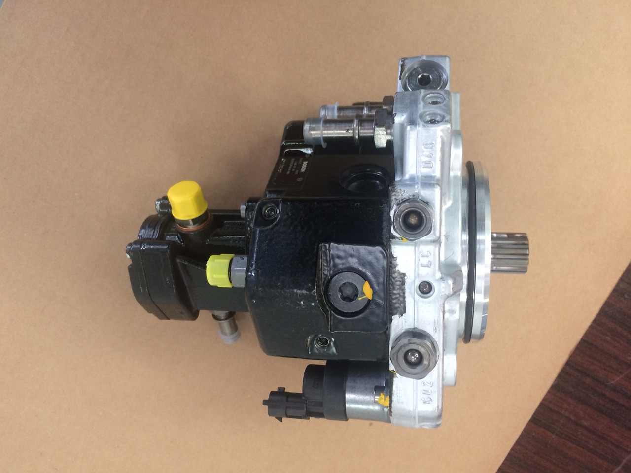 POMPA CARBURANTE ALTA PRESSIONE CP3.4+ / MOTORI MAN D2066 - D2676 - مضخات الوقود - شاحنة: صور 3 POMPA CARBURANTE ALTA PRESSIONE CP3.4+ / MOTORI MAN D2066 - D2676 - مضخات الوقود - شاحنة: صور 3