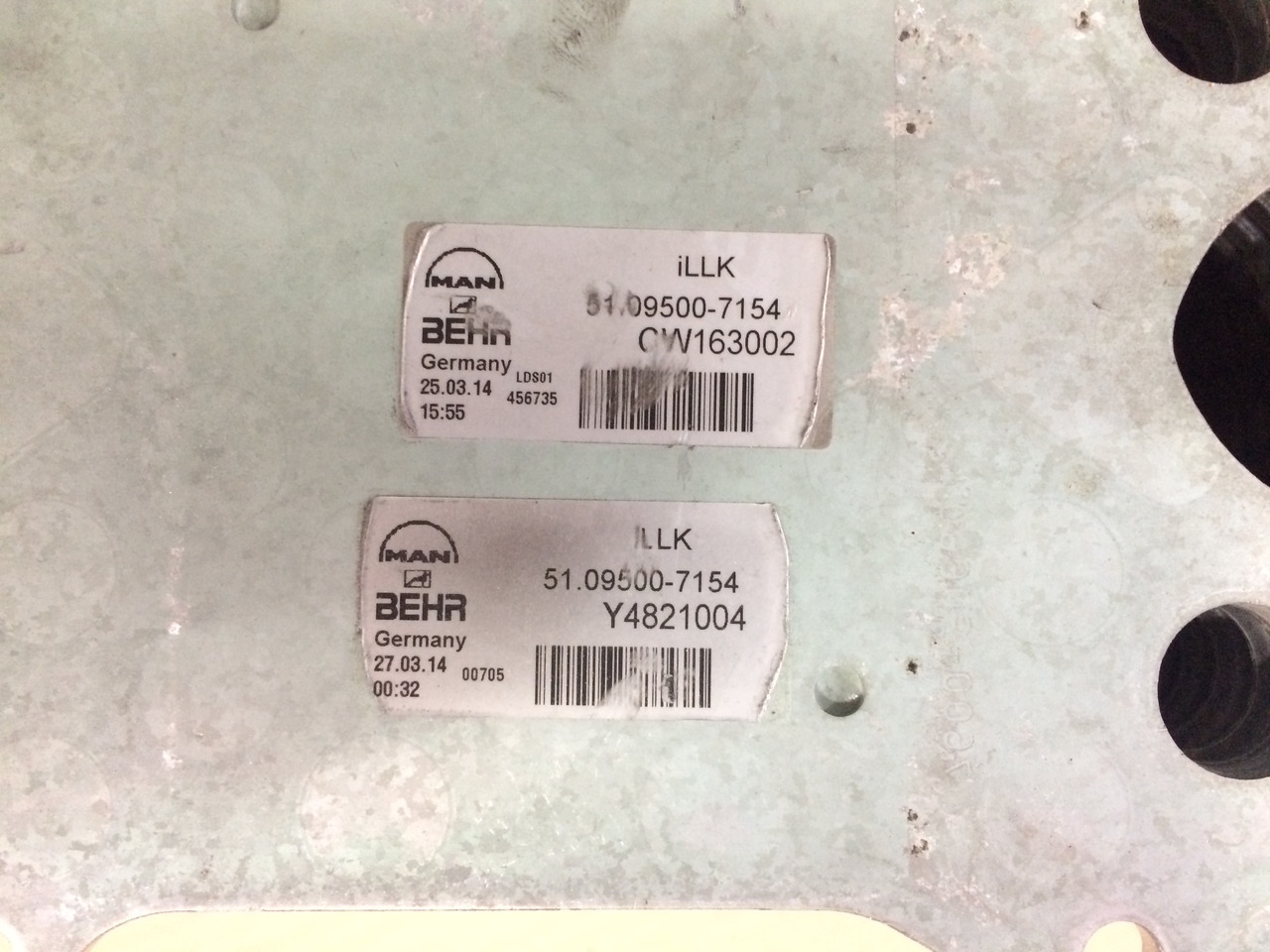 RADIATORE ARIA COMBURENTE - MOTORI MAN D2066 - D2676 - EURO 6 - نظام التبريد - شاحنة: صور 5 RADIATORE ARIA COMBURENTE - MOTORI MAN D2066 - D2676 - EURO 6 - نظام التبريد - شاحنة: صور 5