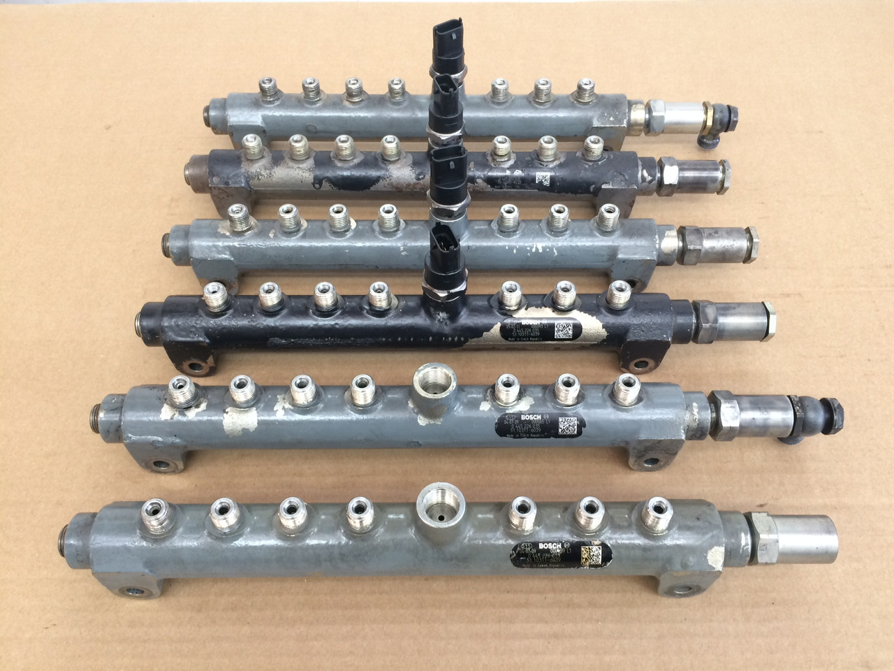 TUBO PRESSIONE COMMON RAIL MAN 51103116039 - نظام الوقود: صور 1 TUBO PRESSIONE COMMON RAIL MAN 51103116039 - نظام الوقود: صور 1