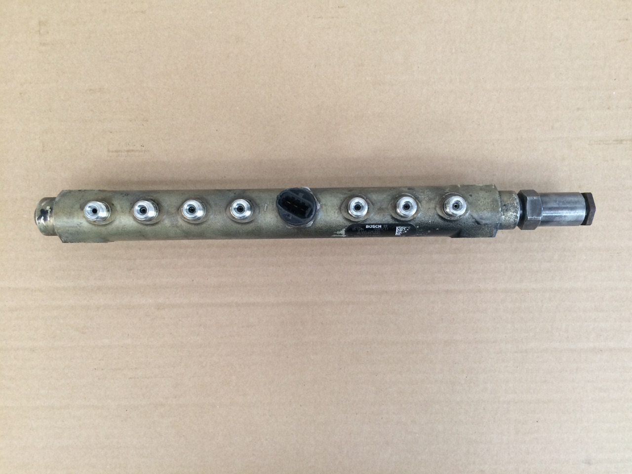 TUBO PRESSIONE COMMON RAIL MAN 51103116062 - نظام الوقود: صور 1 TUBO PRESSIONE COMMON RAIL MAN 51103116062 - نظام الوقود: صور 1