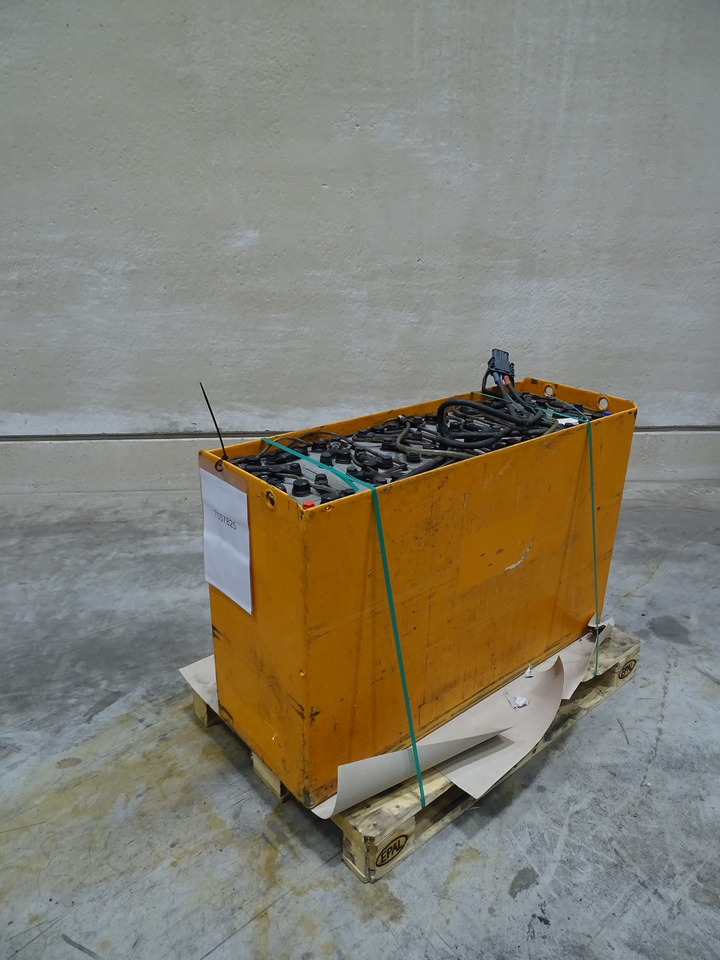 Habat 48V775AH - البطارية - معدات المناولة: صور 1 Habat 48V775AH - البطارية - معدات المناولة: صور 1