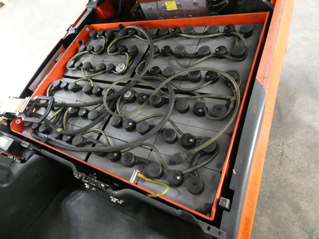 Linde E18-02EX - رافعة شوكية كهربائية: صور 4 Linde E18-02EX - رافعة شوكية كهربائية: صور 4