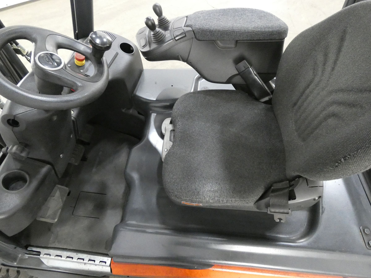 Linde E18-02EX - رافعة شوكية كهربائية: صور 3 Linde E18-02EX - رافعة شوكية كهربائية: صور 3