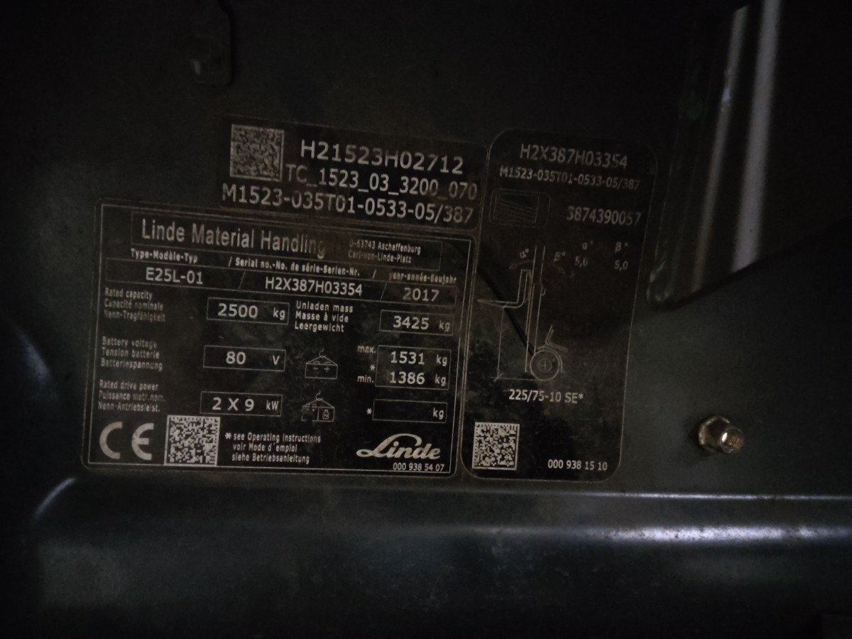 Linde E25 - رافعة شوكية كهربائية: صور 5 Linde E25 - رافعة شوكية كهربائية: صور 5