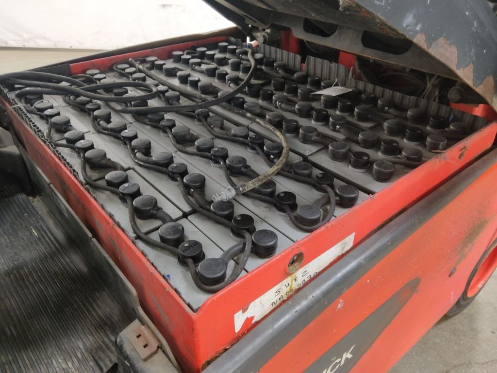 Linde E30L-01 - رافعة شوكية كهربائية: صور 4 Linde E30L-01 - رافعة شوكية كهربائية: صور 4
