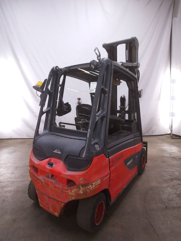 Linde E30L - رافعة شوكية كهربائية: صور 2 Linde E30L - رافعة شوكية كهربائية: صور 2