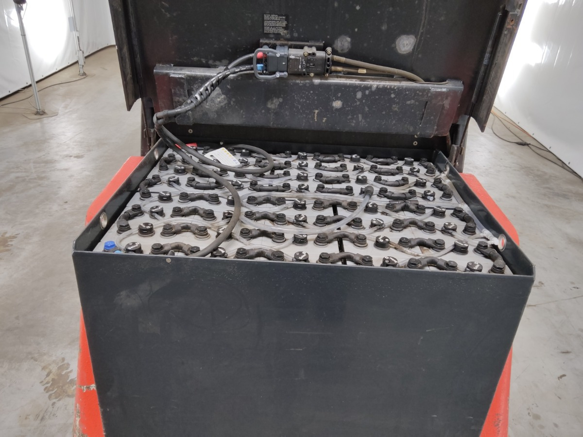 Linde E40P - رافعة شوكية كهربائية: صور 4 Linde E40P - رافعة شوكية كهربائية: صور 4