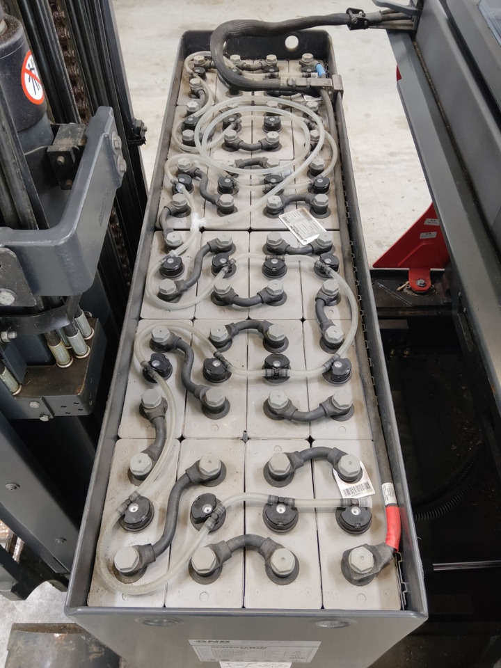 Linde R14-01 - شاحنة مناولة: صور 4 Linde R14-01 - شاحنة مناولة: صور 4